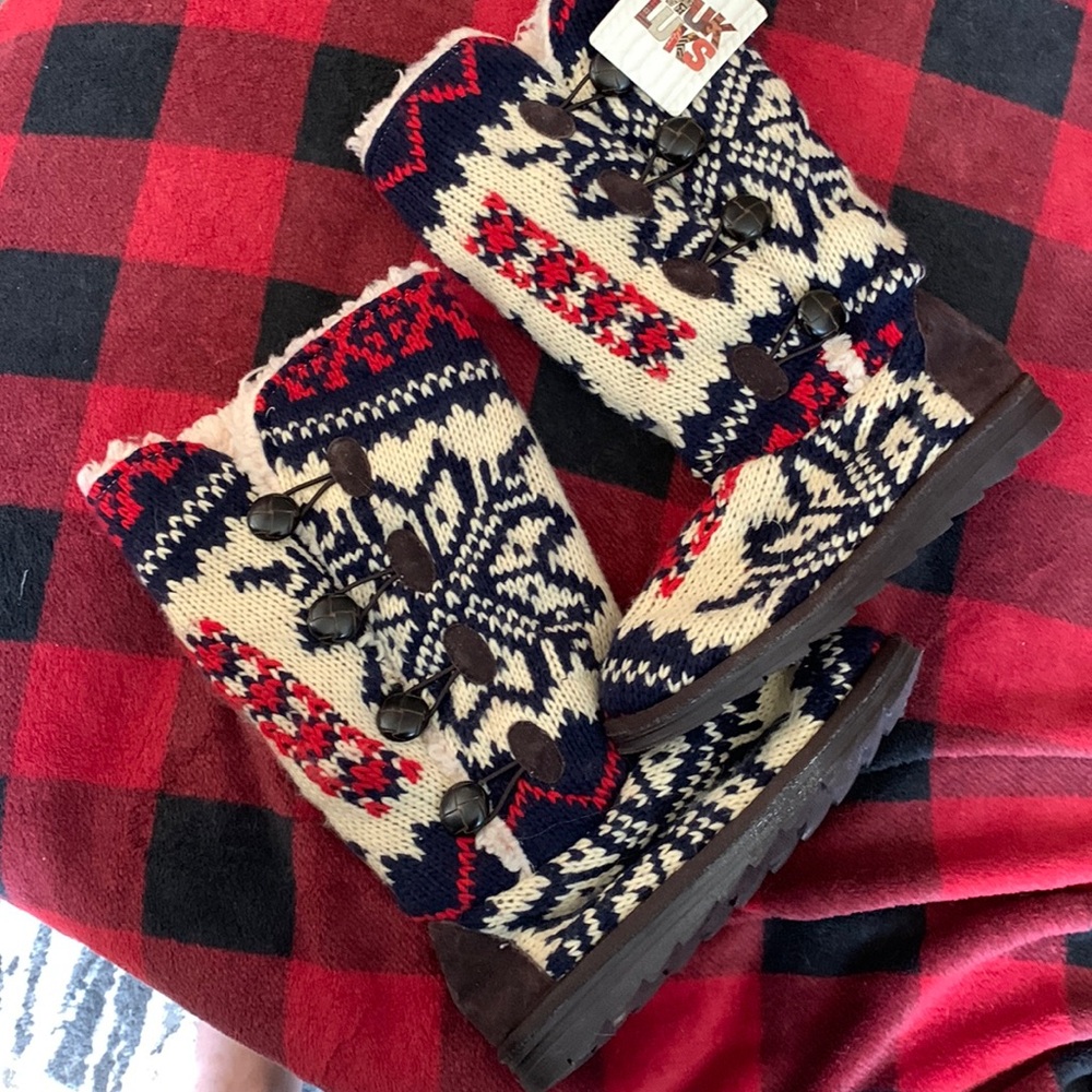 Sherpa lined boots